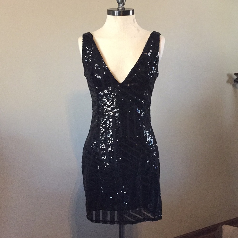 Black Sequence Dress!